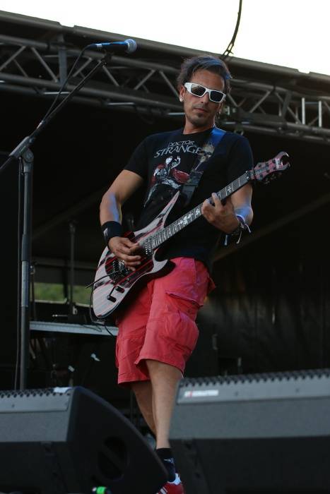 Festival Rock for People se v první den těšil slunečnému počasí, hráli Enter Shikari nebo The Kooks