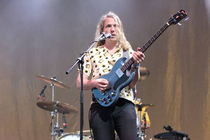 Festival Rock for People se v první den těšil slunečnému počasí, hráli Enter Shikari nebo The Kooks