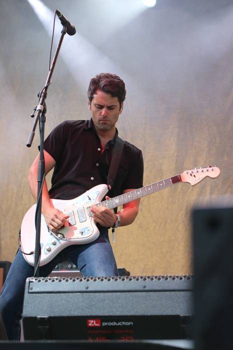 Festival Rock for People se v první den těšil slunečnému počasí, hráli Enter Shikari nebo The Kooks