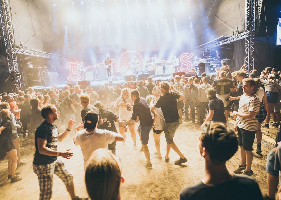 Rock for People zakončili výteční Skillet a dánští Volbeat