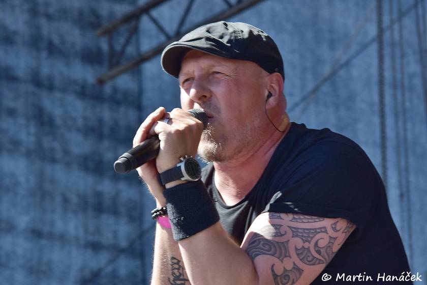 Pekelný ostrov Holýšov: Pod kotlem přikládali Uriah Heep, Alkehol, Chinaski nebo Horkýže slíže