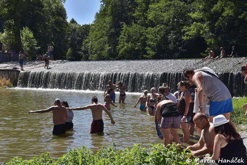 Pekelný ostrov Holýšov: Pod kotlem přikládali Uriah Heep, Alkehol, Chinaski nebo Horkýže slíže