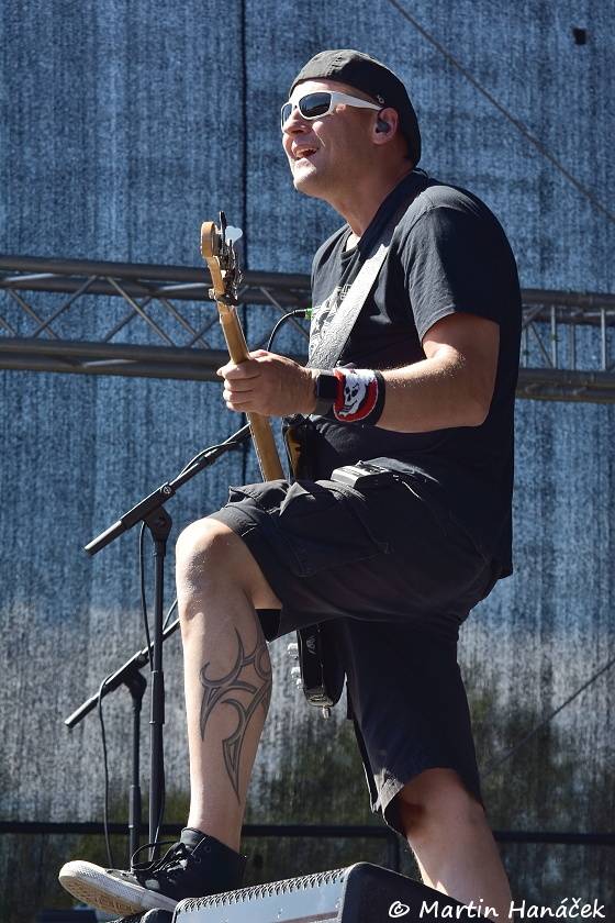 Pekelný ostrov Holýšov: Pod kotlem přikládali Uriah Heep, Alkehol, Chinaski nebo Horkýže slíže