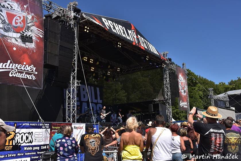 Pekelný ostrov Holýšov: Pod kotlem přikládali Uriah Heep, Alkehol, Chinaski nebo Horkýže slíže