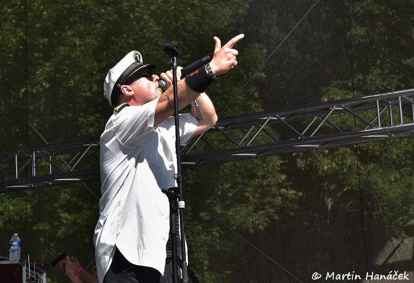 Pekelný ostrov Holýšov: Pod kotlem přikládali Uriah Heep, Alkehol, Chinaski nebo Horkýže slíže