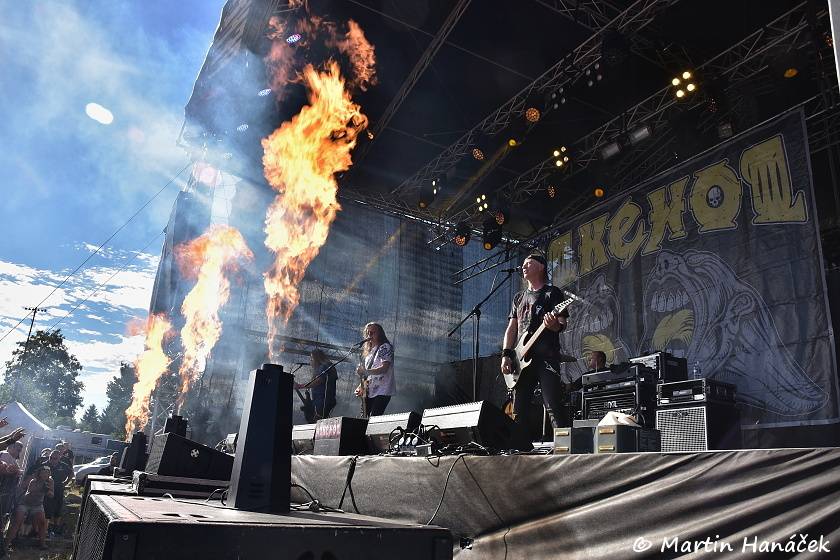 Pekelný ostrov Holýšov: Pod kotlem přikládali Uriah Heep, Alkehol, Chinaski nebo Horkýže slíže