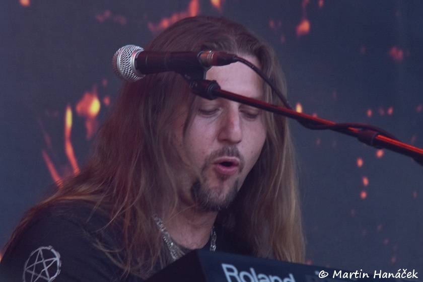 Pekelný ostrov Holýšov: Pod kotlem přikládali Uriah Heep, Alkehol, Chinaski nebo Horkýže slíže