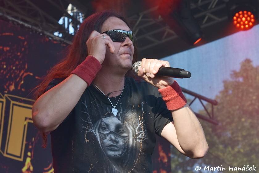 Pekelný ostrov Holýšov: Pod kotlem přikládali Uriah Heep, Alkehol, Chinaski nebo Horkýže slíže