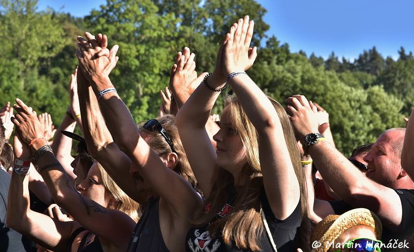 Pekelný ostrov Holýšov: Pod kotlem přikládali Uriah Heep, Alkehol, Chinaski nebo Horkýže slíže