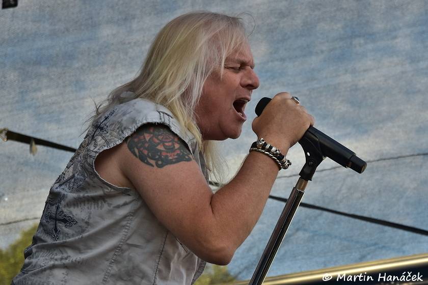 Pekelný ostrov Holýšov: Pod kotlem přikládali Uriah Heep, Alkehol, Chinaski nebo Horkýže slíže