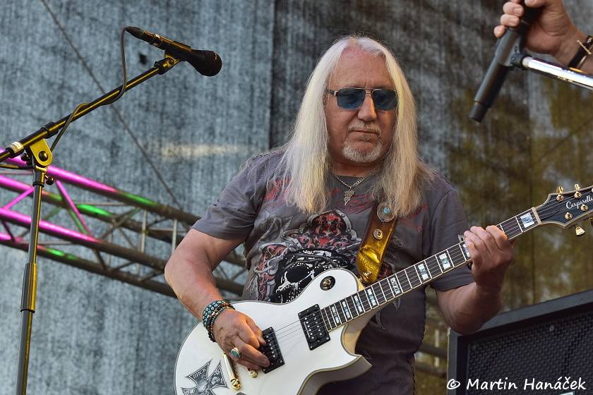 Pekelný ostrov Holýšov: Pod kotlem přikládali Uriah Heep, Alkehol, Chinaski nebo Horkýže slíže