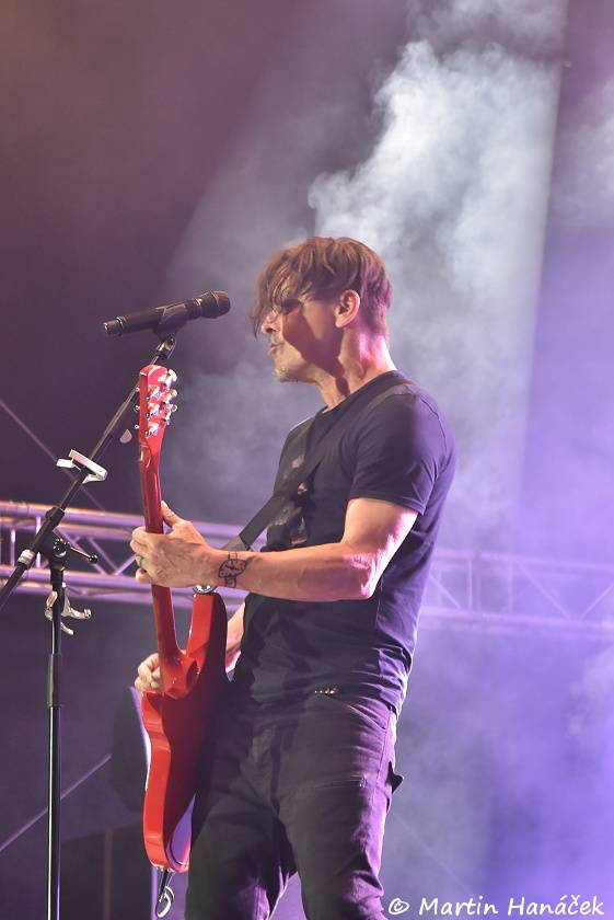 Pekelný ostrov Holýšov: Pod kotlem přikládali Uriah Heep, Alkehol, Chinaski nebo Horkýže slíže