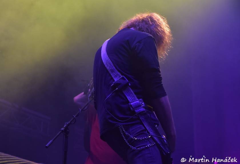 Pekelný ostrov Holýšov: Pod kotlem přikládali Uriah Heep, Alkehol, Chinaski nebo Horkýže slíže