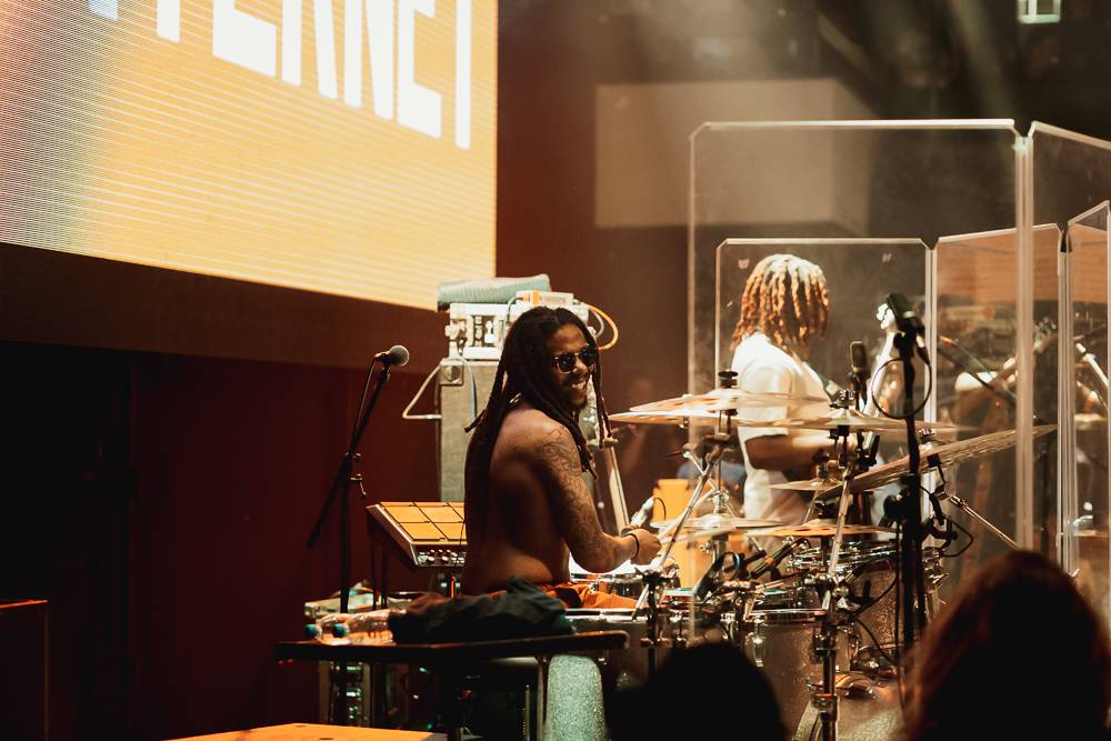 The Internet přivezli do Prahy neo soul i r'n'b, hráli také písně z nové desky