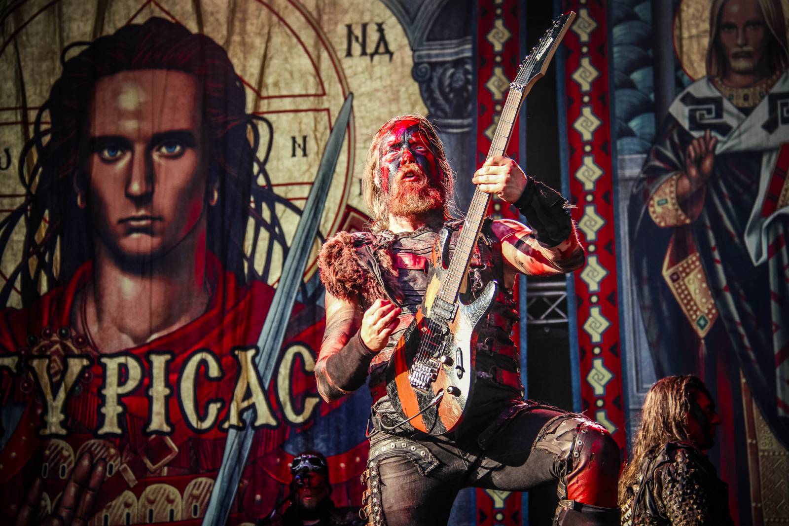 Druhý den Masters Of Rock si podmanila speciální sestava Helloween, metalisty bavili i Arch Enemy nebo Turisas