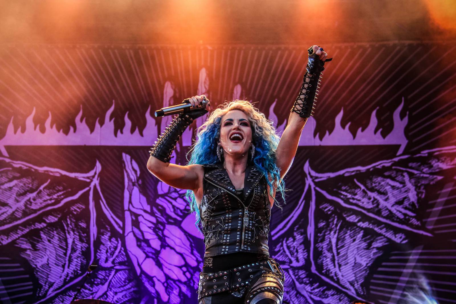 Druhý den Masters Of Rock si podmanila speciální sestava Helloween, metalisty bavili i Arch Enemy nebo Turisas