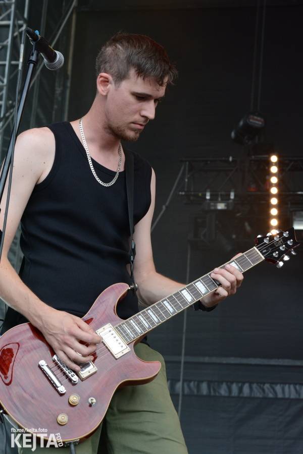 První den Mighty Sounds: V Táboře to rozbalili Zebrahead, Fast Food Orchestra nebo Queens Of Everything