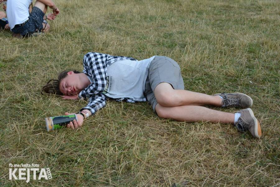 První den Mighty Sounds: V Táboře to rozbalili Zebrahead, Fast Food Orchestra nebo Queens Of Everything