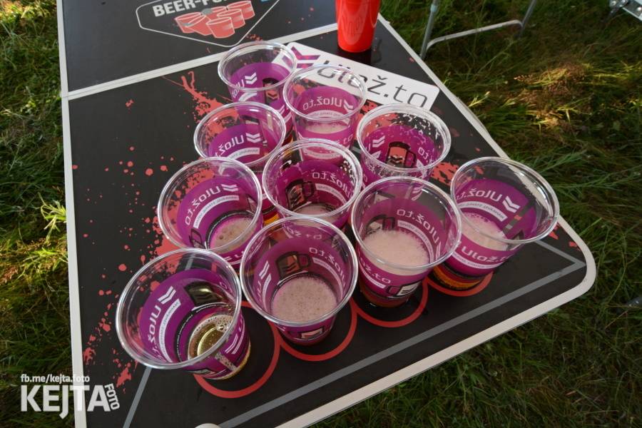 První den Mighty Sounds: V Táboře to rozbalili Zebrahead, Fast Food Orchestra nebo Queens Of Everything