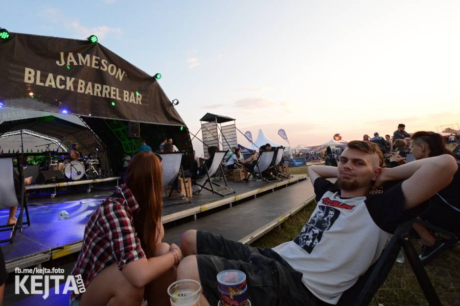 První den Mighty Sounds: V Táboře to rozbalili Zebrahead, Fast Food Orchestra nebo Queens Of Everything