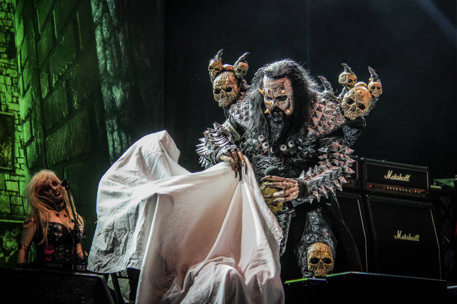 Masters Of Rock přivítal další hvězdy: Lordi strašili svými převleky, Avatar přivezl metalový cirkus