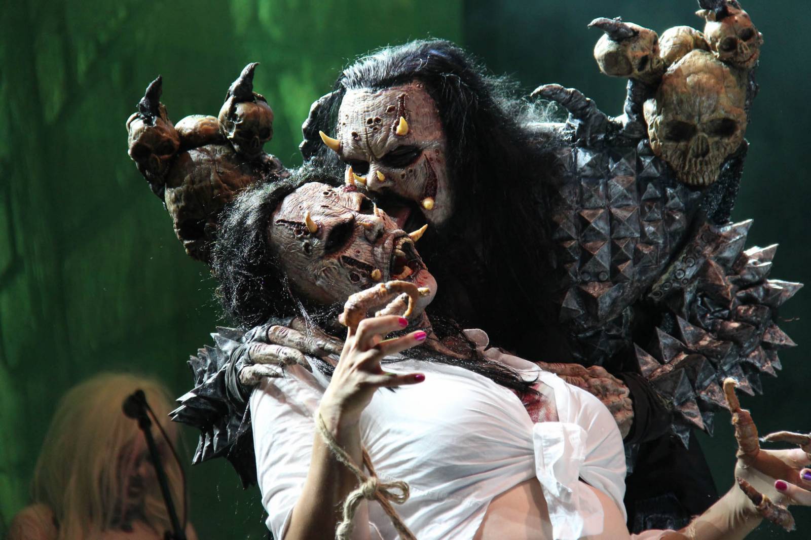 Masters Of Rock přivítal další hvězdy: Lordi strašili svými převleky, Avatar přivezl metalový cirkus