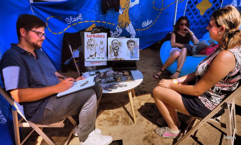 Kabát na LétoFestu v Pardubicích rozbalil velkolepou show, zahráli i Anna K. nebo Marek Ztracený