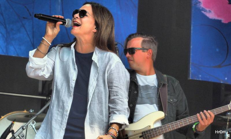 Kabát na LétoFestu v Pardubicích rozbalil velkolepou show, zahráli i Anna K. nebo Marek Ztracený