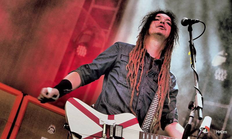 Kabát na LétoFestu v Pardubicích rozbalil velkolepou show, zahráli i Anna K. nebo Marek Ztracený