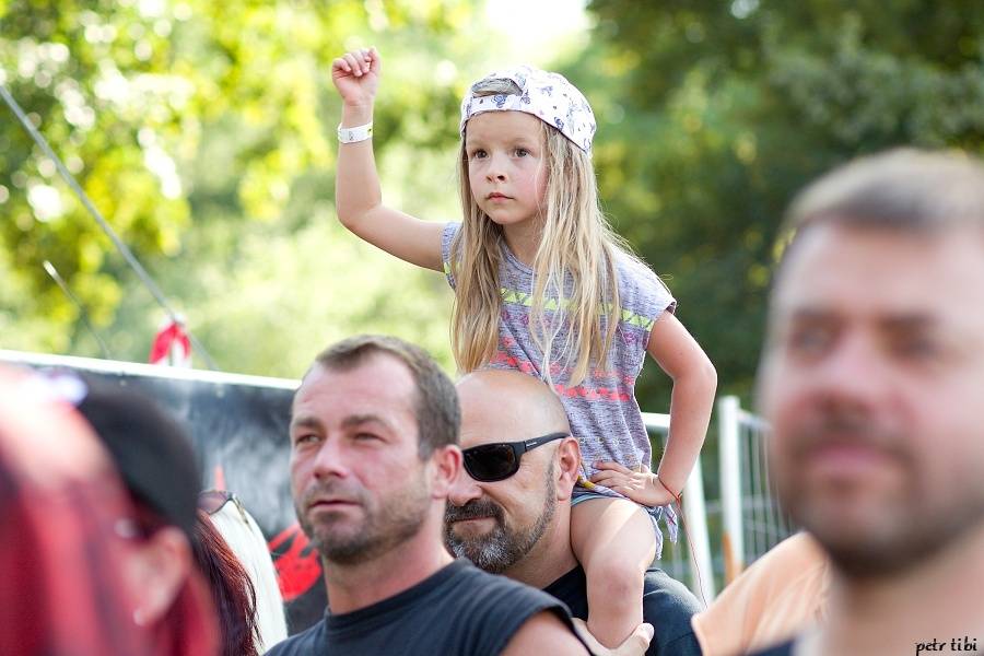 Barvy léta v Poděbradech: Fanoušky těšili Tři sestry, Wohnout i Vypsaná Fixa