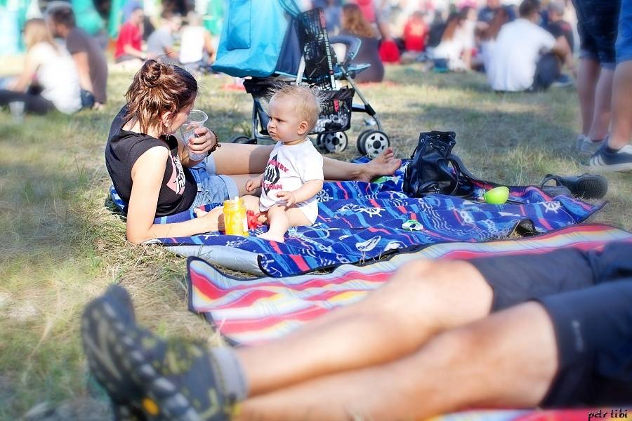 Barvy léta v Poděbradech: Fanoušky těšili Tři sestry, Wohnout i Vypsaná Fixa
