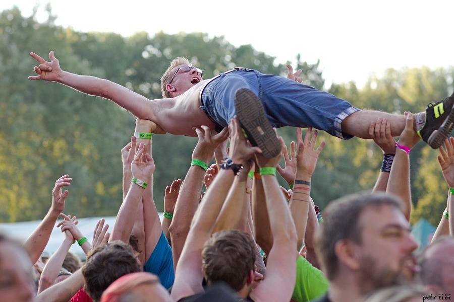 Barvy léta v Poděbradech: Fanoušky těšili Tři sestry, Wohnout i Vypsaná Fixa