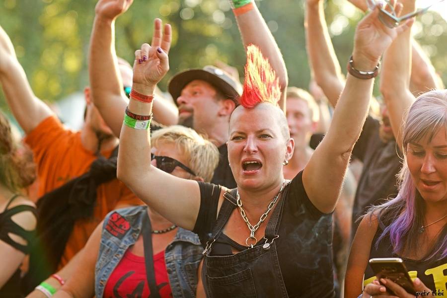 Barvy léta v Poděbradech: Fanoušky těšili Tři sestry, Wohnout i Vypsaná Fixa