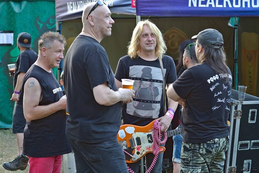 Barvy léta v Poděbradech: Fanoušky těšili Tři sestry, Wohnout i Vypsaná Fixa