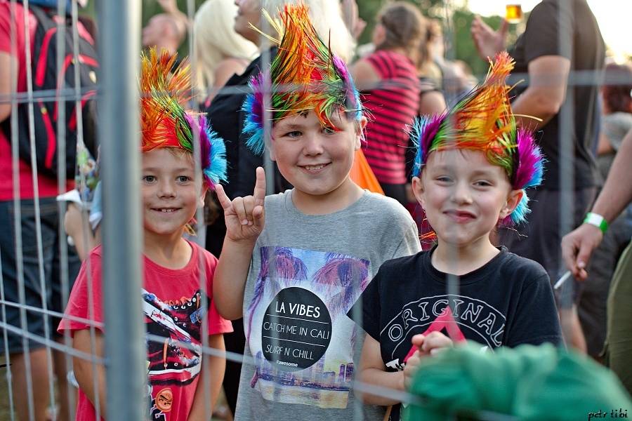Barvy léta v Poděbradech: Fanoušky těšili Tři sestry, Wohnout i Vypsaná Fixa