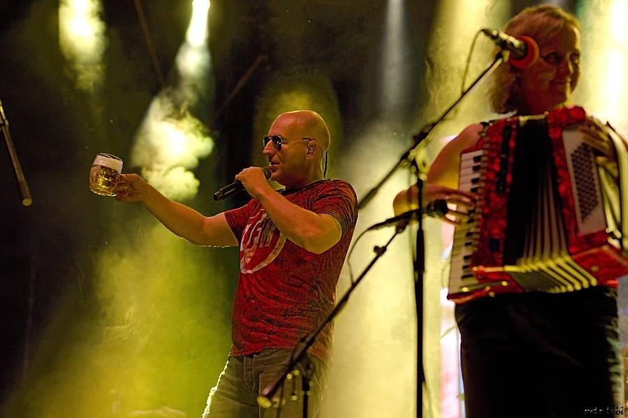 Barvy léta v Poděbradech: Fanoušky těšili Tři sestry, Wohnout i Vypsaná Fixa