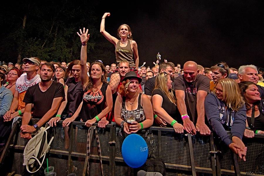 Barvy léta v Poděbradech: Fanoušky těšili Tři sestry, Wohnout i Vypsaná Fixa