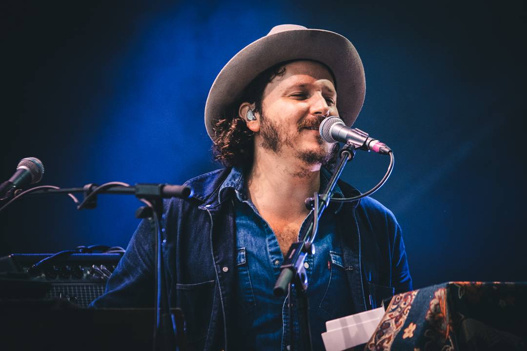 Propršený první den Colours Of Ostrava roztančili N.E.R.D. s Pharrellem Williamsem