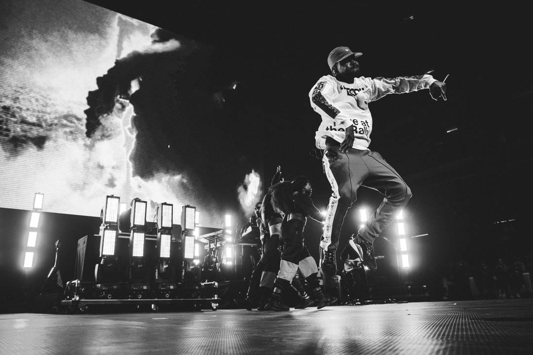 Propršený první den Colours Of Ostrava roztančili N.E.R.D. s Pharrellem Williamsem