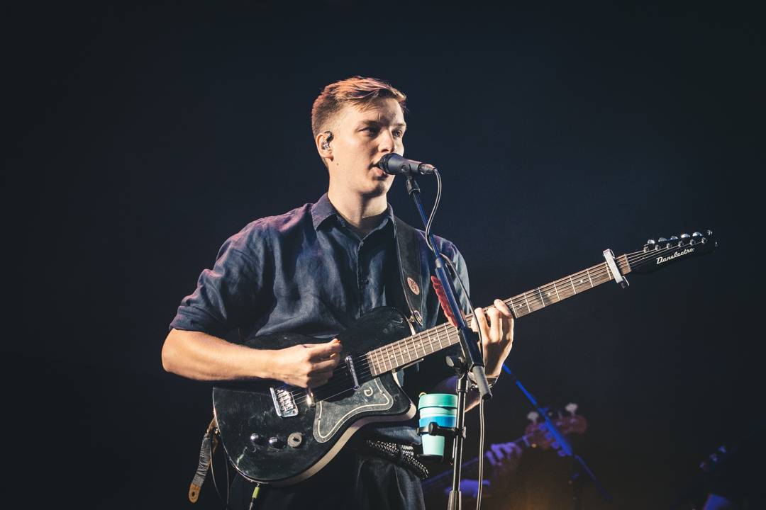 Propršený první den Colours Of Ostrava roztančili N.E.R.D. s Pharrellem Williamsem