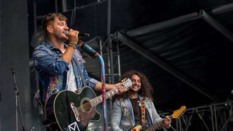 Létofest v Českých Budějovicích završil s pompézní show Kabát, vystoupili i Anna K. nebo Wanastowi Vjecy