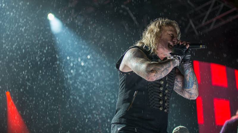 Létofest v Českých Budějovicích završil s pompézní show Kabát, vystoupili i Anna K. nebo Wanastowi Vjecy