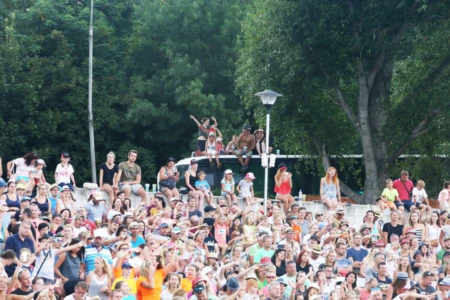 Kryštof Kempem v Mikulově se proháněli rytíři a princezny. Zahráli také Petr Janda, No Name nebo Nebe