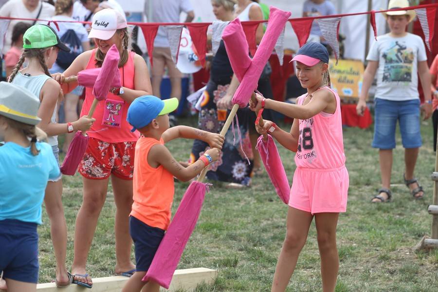 Kryštof Kempem v Mikulově se proháněli rytíři a princezny. Zahráli také Petr Janda, No Name nebo Nebe