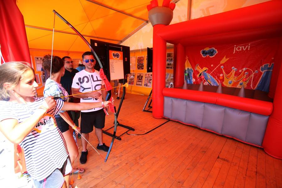 Kryštof Kempem v Mikulově se proháněli rytíři a princezny. Zahráli také Petr Janda, No Name nebo Nebe