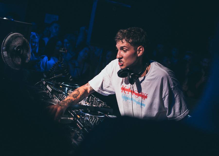 Alison Wonderland poprvé v Praze: Roxy proměnila v saunu