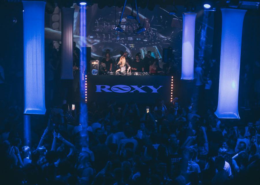 Alison Wonderland poprvé v Praze: Roxy proměnila v saunu
