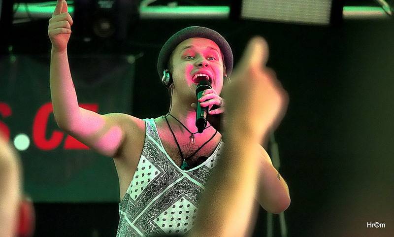 Páteční Sázavafest opanovali No Name, Jelen nebo Mig 21