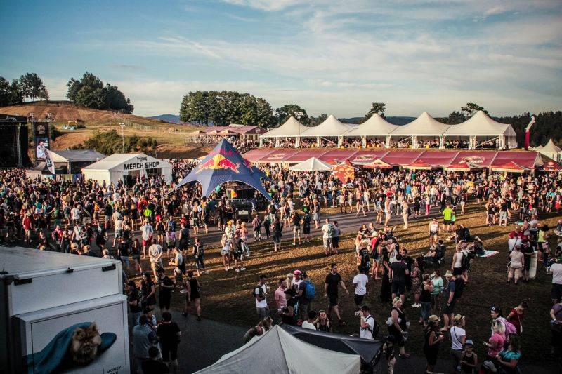 Benátská! s Impulsem přivítala zahraniční hvězdy Guano Apes a Bonnie Tyler