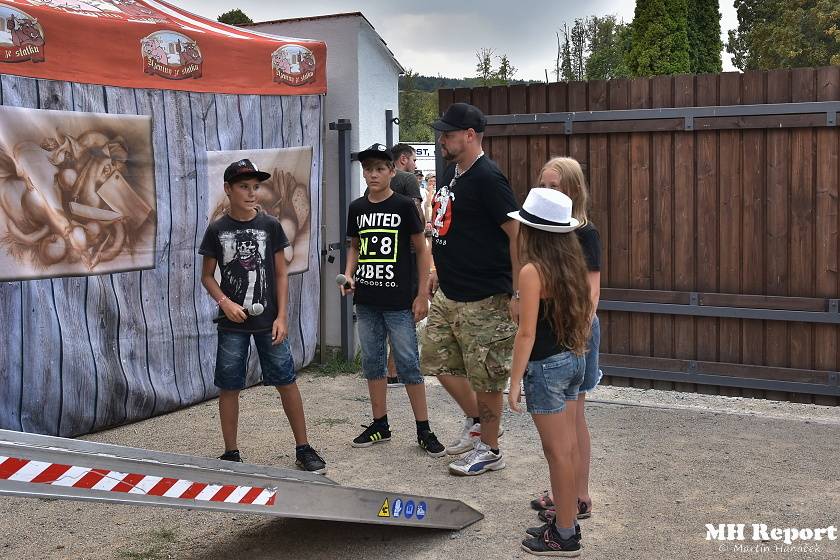 Metal Fest v Plasích spláchl déšť, předtím vystoupili Krucipüsk nebo Stroy